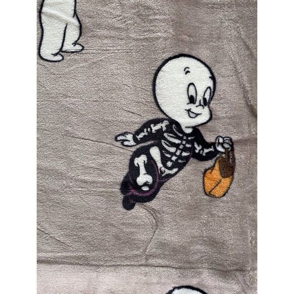 Casper The Friendly Ghost Plush Soft Blanket Throw 50x70” Halloween Costumes NEW - Picture 6 of 12